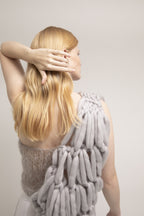 Drotning beige and grey top